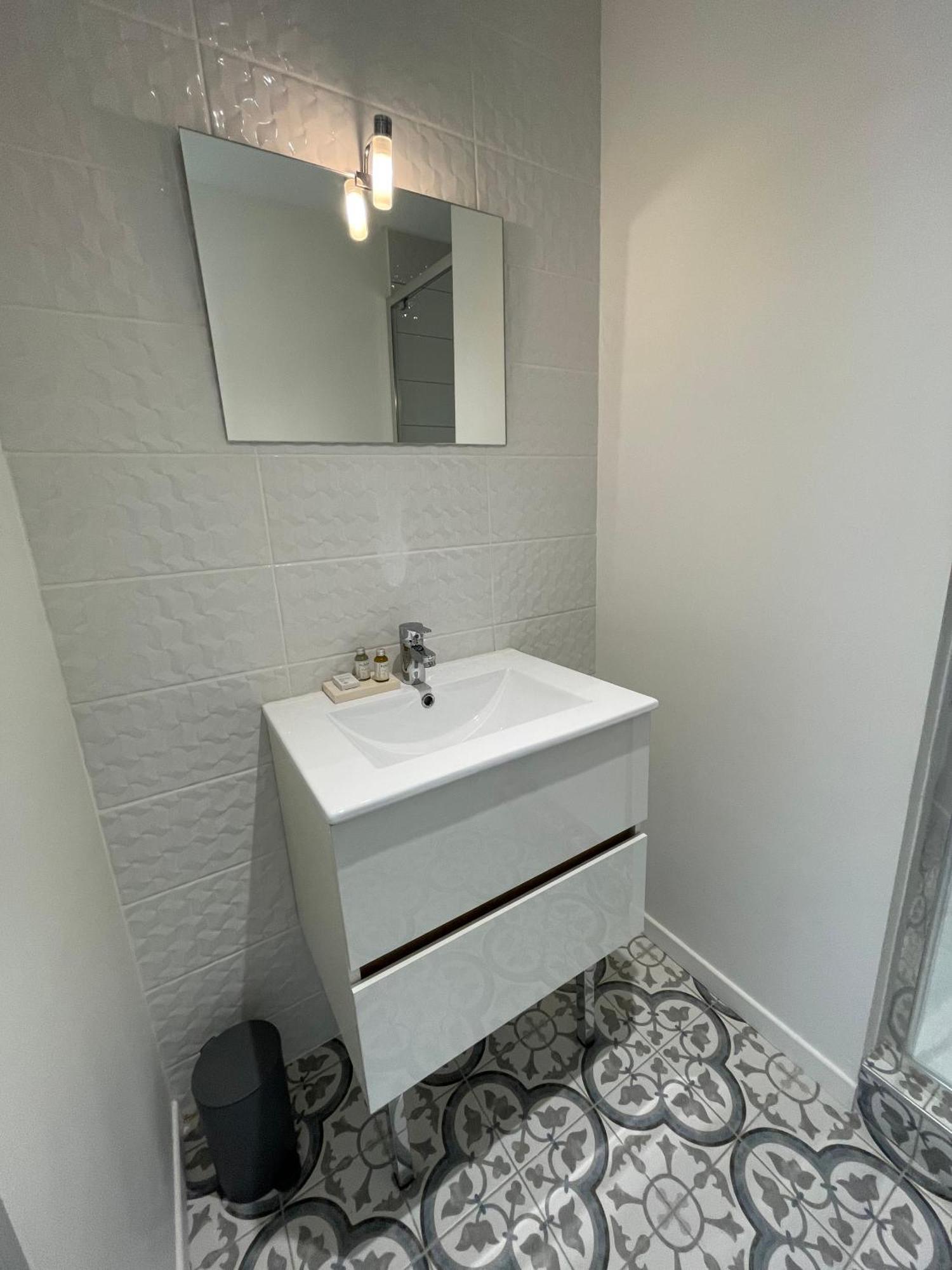 Studio Lumineux Avec Climatisation Pour 2 Personnes Bordeaux Exteriör bild